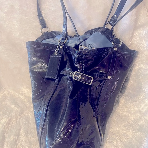 Coach Navy Blue Patent Leather Perforated Signature Audrey Andie Bag EUC - Picture 11 of 14